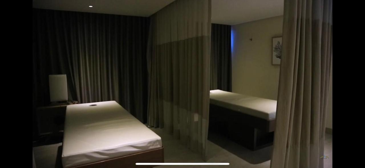 1 Bedroom Condo Uptown Parksuites Bgc, High Floor, Morning Sun Manila Ngoại thất bức ảnh
