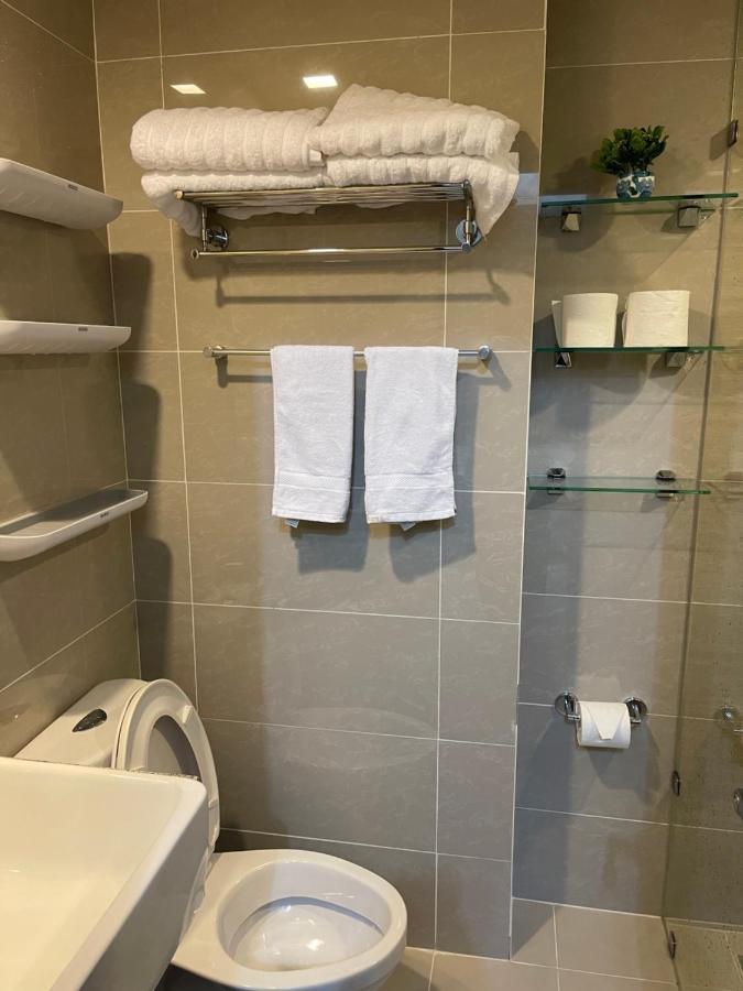 1 Bedroom Condo Uptown Parksuites Bgc, High Floor, Morning Sun Manila Ngoại thất bức ảnh